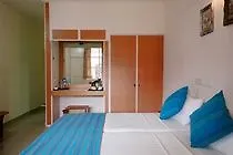 Honors Club Hotel 니곰보